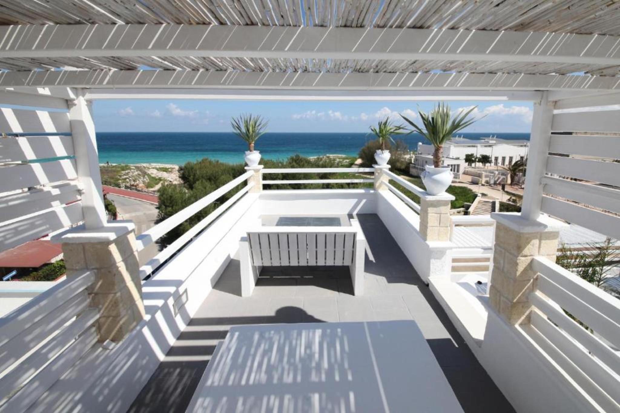 Playa Del Mar - Adults Only Bed & Breakfast Монополи Екстериор снимка